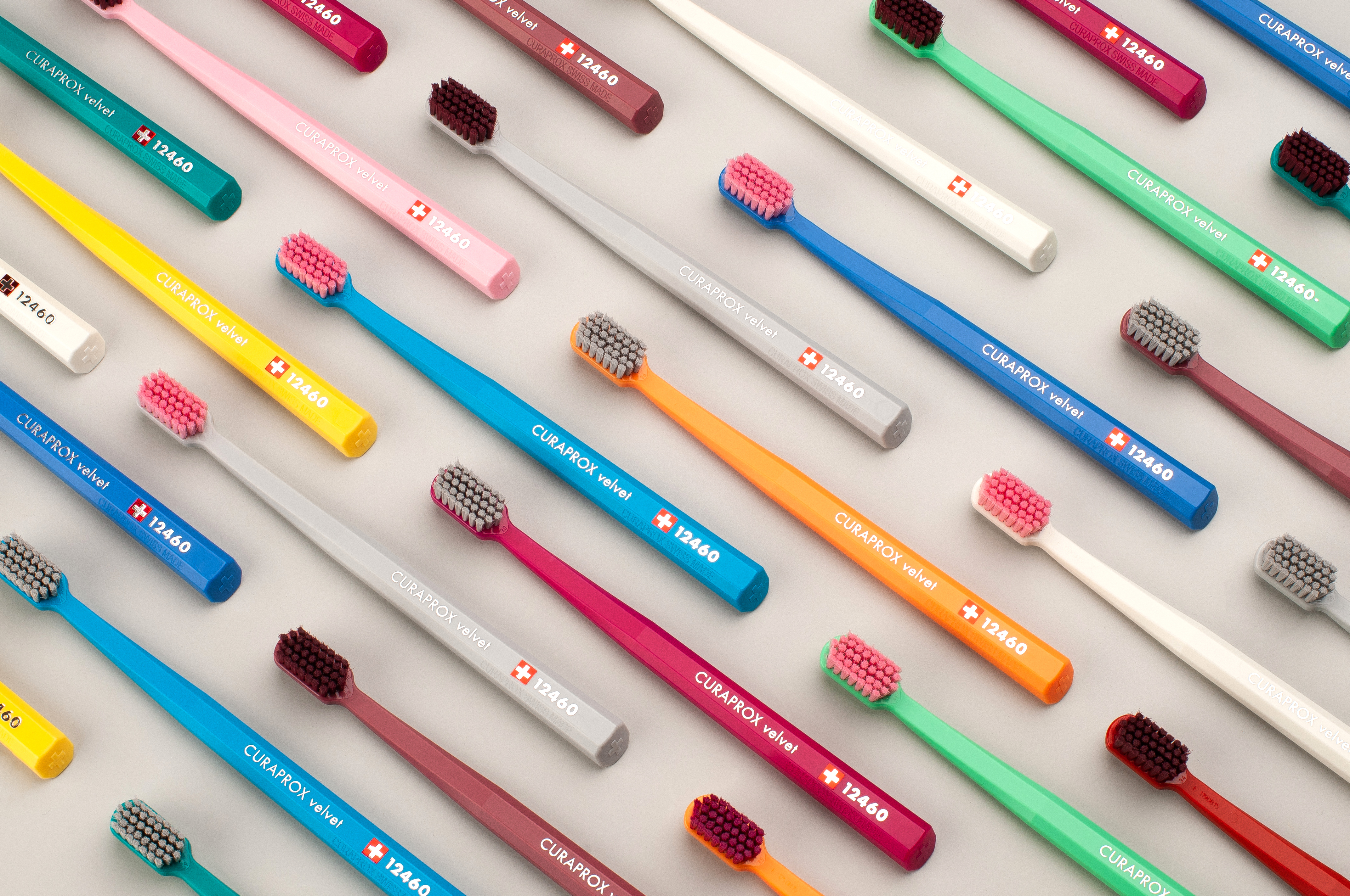 Editorial Toothbrush Cs 12460 Velvet Variety 002